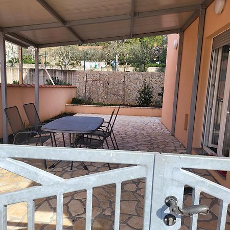 Apartman Leanton Póla Kültér fotó